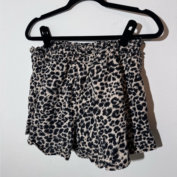 Anthropologie Black and Cream Leopard Print High Waist Shorts - Picture 2 of 3